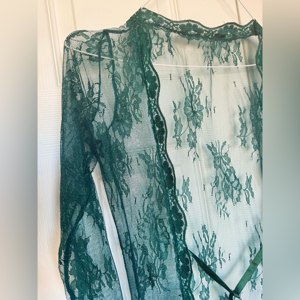 Green Lace Robe